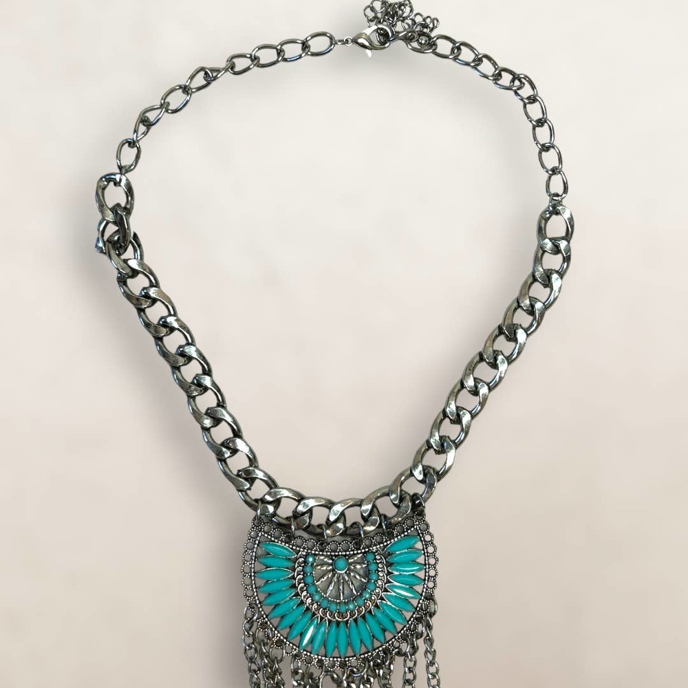 Southwestern Bohemian Bib Statement Necklace Faux Turquoise and Silver-Tone - Picture 10 of 10